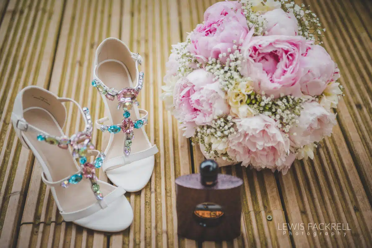 Lewis-Fackrell-Photography-Wedding-Photographer-Cardiff-Swansea-Bristol-Newport-Pre-wedding-photoshoot-cerian-dan-canada-lake-lodge-llantrisant--11