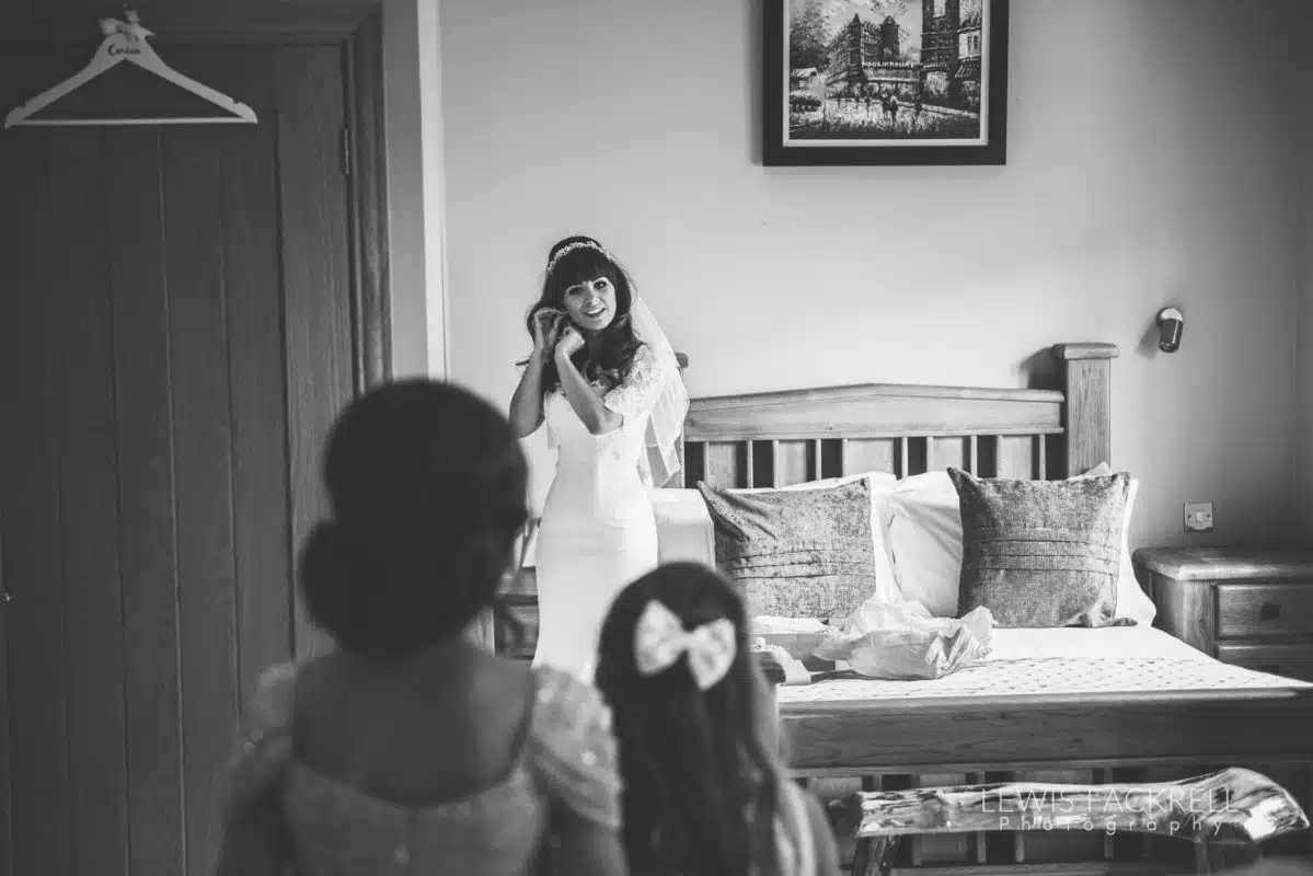 Lewis-Fackrell-Photography-Wedding-Photographer-Cardiff-Swansea-Bristol-Newport-Pre-wedding-photoshoot-cerian-dan-canada-lake-lodge-llantrisant--19