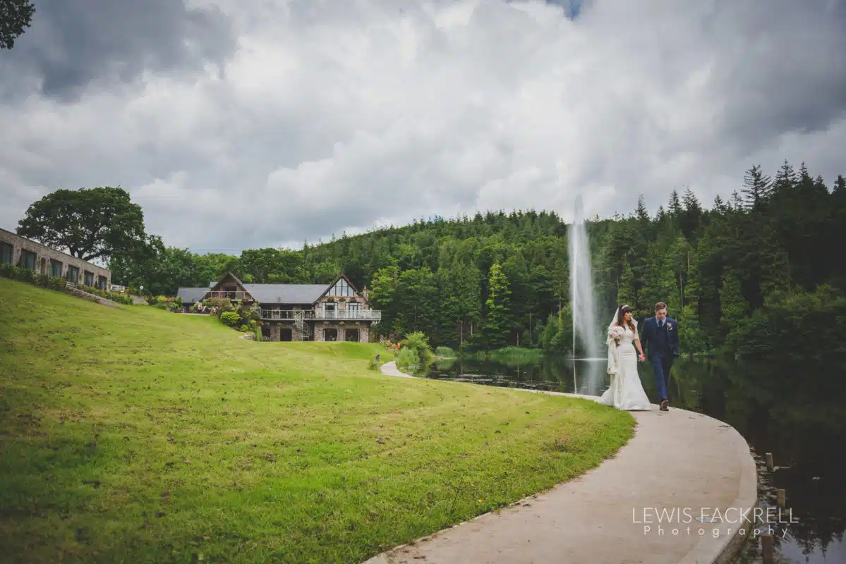Lewis-Fackrell-Photography-Wedding-Photographer-Cardiff-Swansea-Bristol-Newport-Pre-wedding-photoshoot-cerian-dan-canada-lake-lodge-llantrisant--52