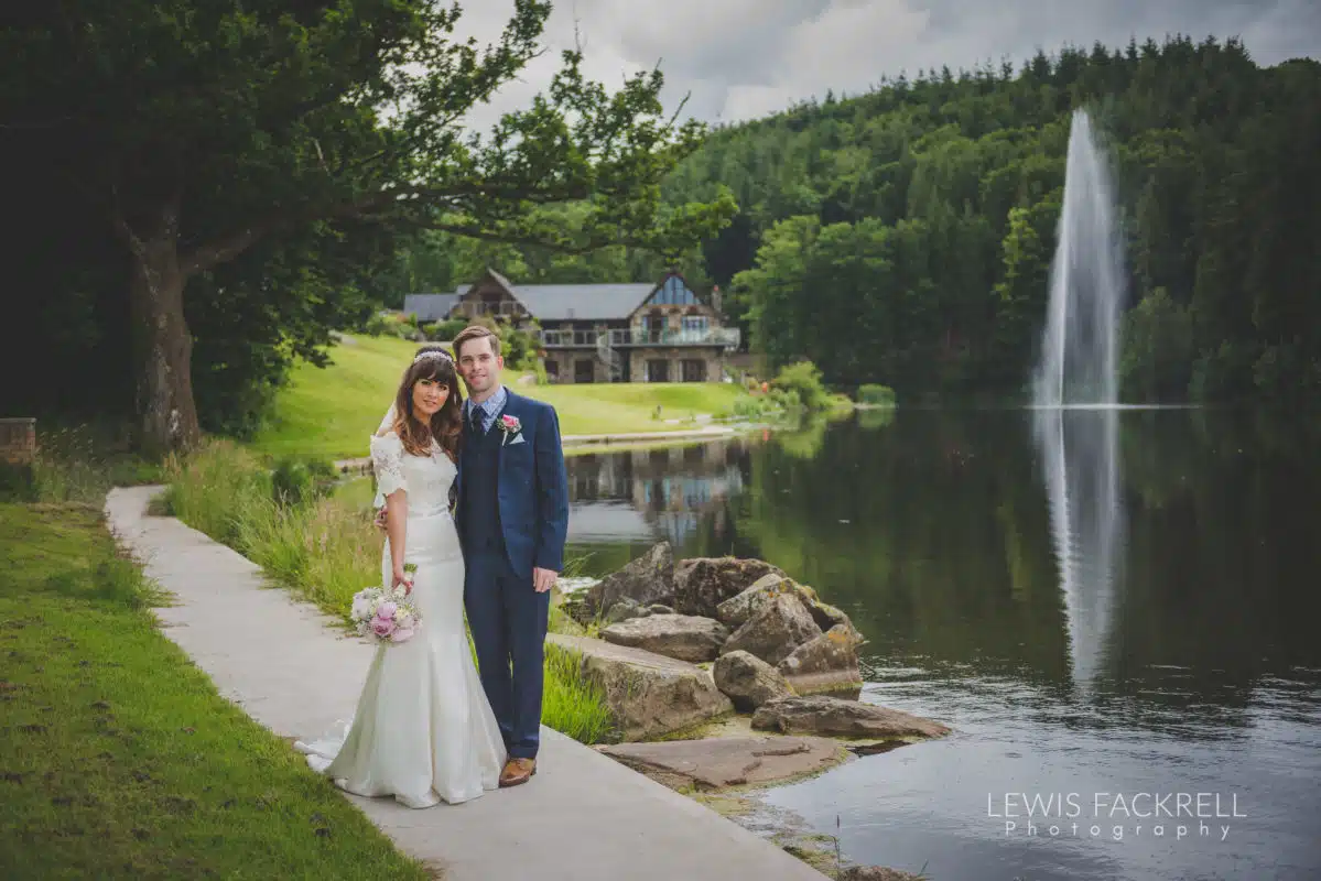 Lewis-Fackrell-Photography-Wedding-Photographer-Cardiff-Swansea-Bristol-Newport-Pre-wedding-photoshoot-cerian-dan-canada-lake-lodge-llantrisant--60